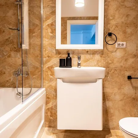 Apartament 311 Bukareszt