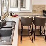 Apartman 311 *